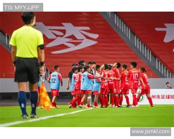 精彩足球赛事直播布洛马波卡对决全程回顾与分析