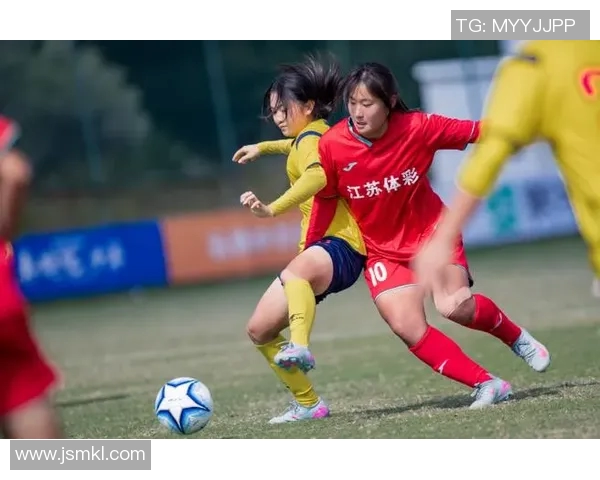 扬州市女子足球比赛精彩直播全程回顾与精彩瞬间分享
